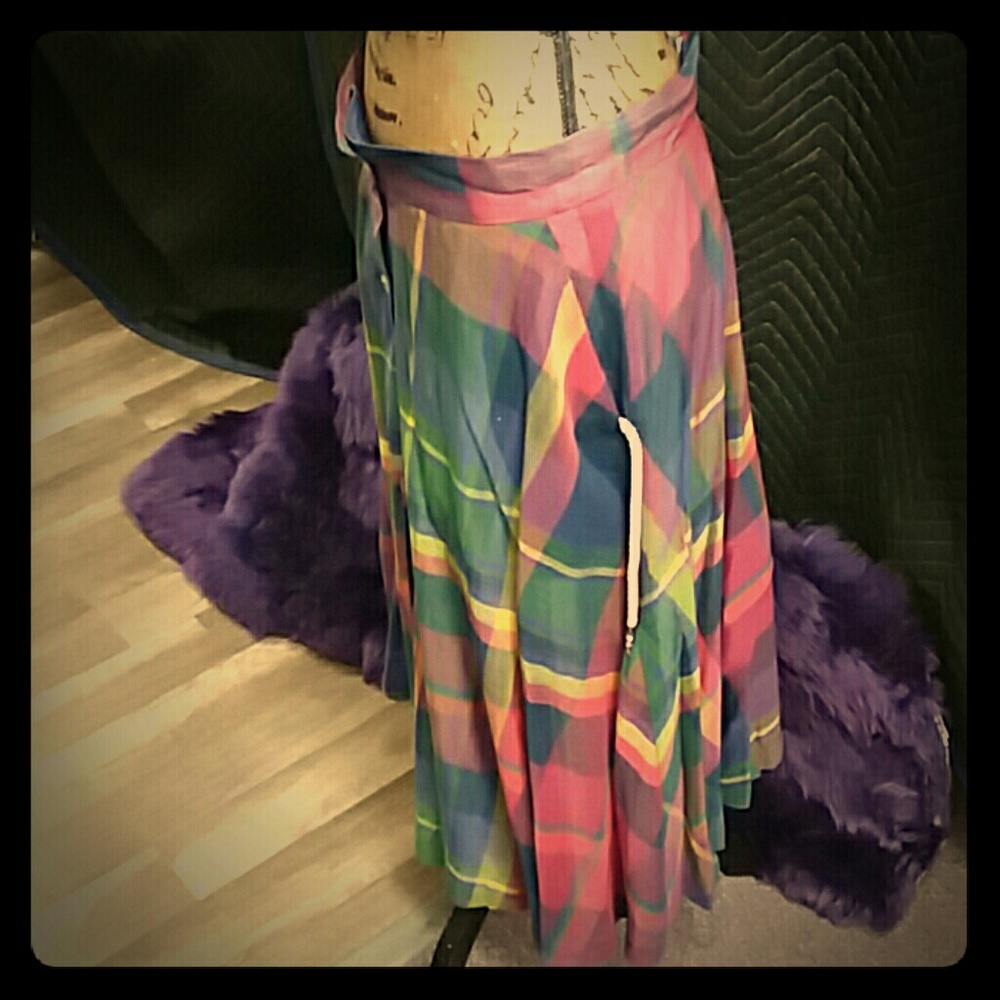 Women's fully lined midi skirt